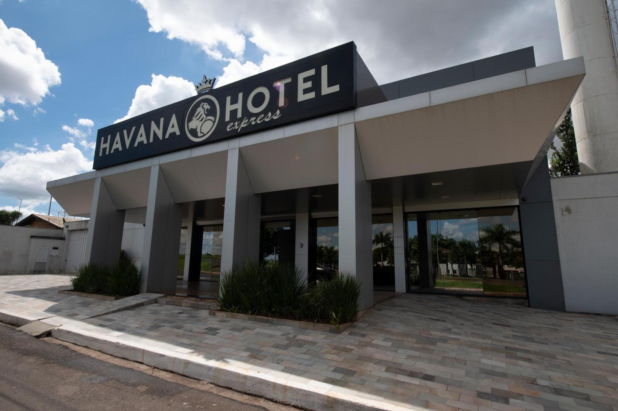 Havana Express Uberaba Exteriör bild